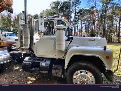 1983 MACK R686ST - view 4 of 60
