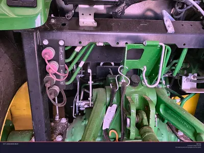 2017 JOHN DEERE 4052R - view 4 of 109