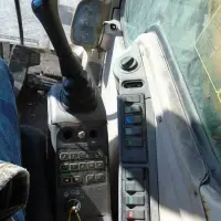 1999 VOLVO CE SE210LC-3 - view 8 of 22