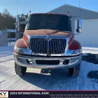 2002 INTERNATIONAL 4300 - view 3 of 31