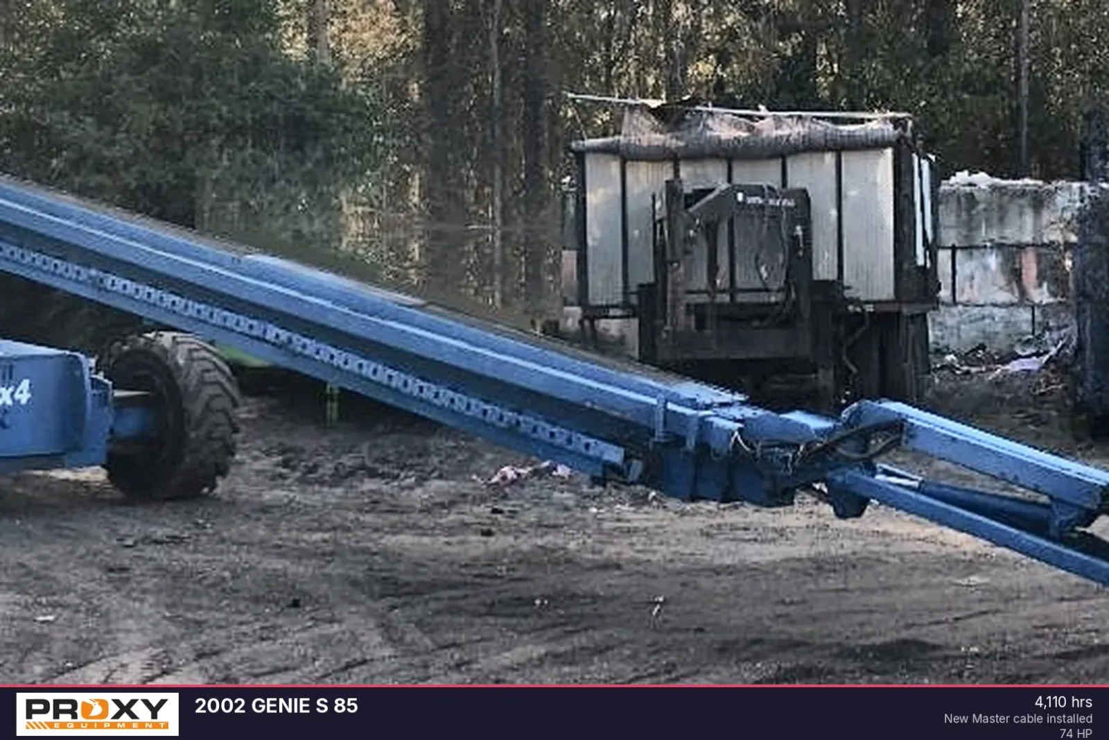 2002 GENIE S 85