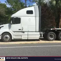 2013 VOLVO VNL 64T670 - view 4 of 16