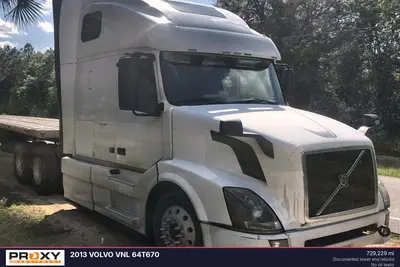 2013 VOLVO VNL 64T670 - view 3 of 66