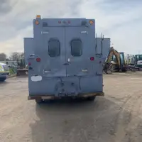2002 INTERNATIONAL 4300 - view 4 of 7