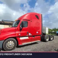 2012 FREIGHTLINER Cascadia - view 3 of 32