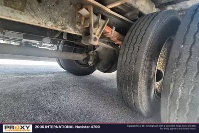 2000 INTERNATIONAL Navistar 4700 - view 3 of 7