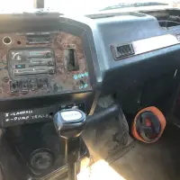 1996 VOLVO WG64 - view 17 of 23