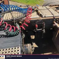 1996 VOLVO WG64 - view 5 of 23