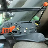2001 DEERE 9976 - view 11 of 38