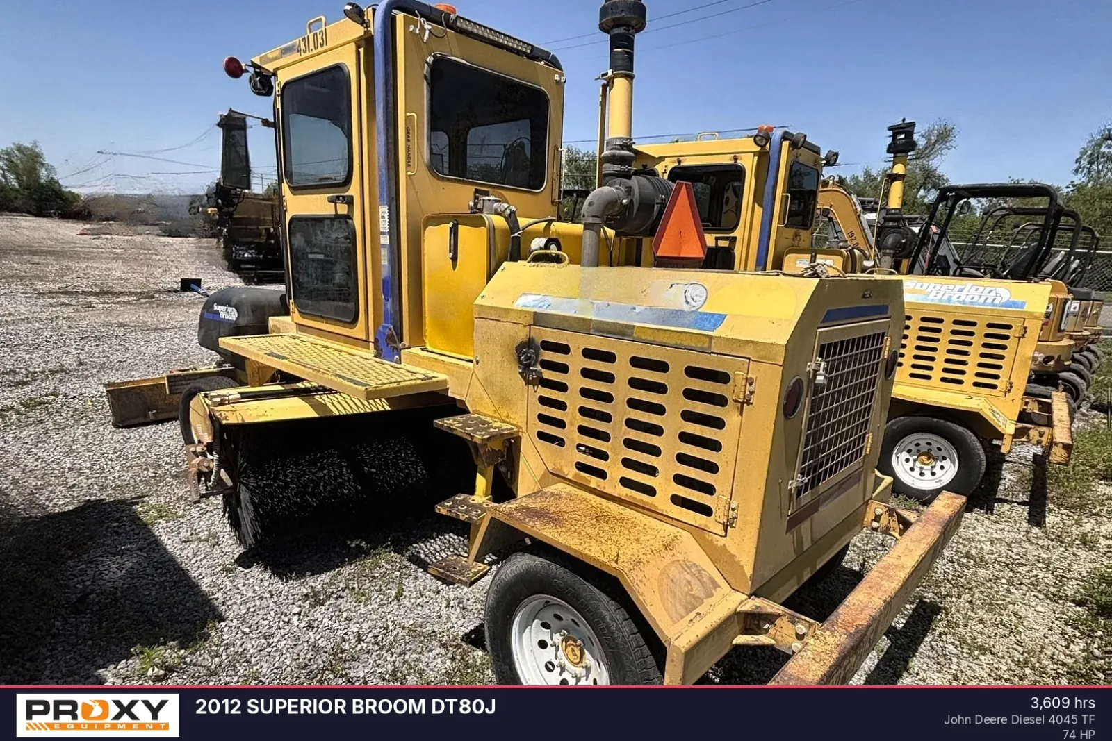 2012 SUPERIOR BROOM DT80J