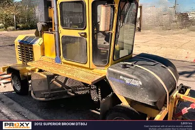 2012 SUPERIOR BROOM DT80J - view 3 of 67