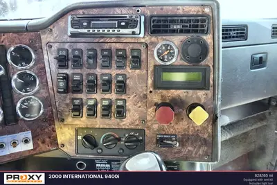 2000 INTERNATIONAL 9400i - view 3 of 72