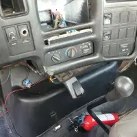 2004 GMC C7C042 - view 11 of 15