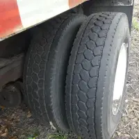 2004 GMC C7C042 - view 19 of 19