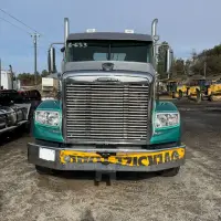 2013 FREIGHTLINER Coronado 122SD - view 2 of 7