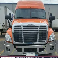 2014 FREIGHTLINER Cascadia 125 - view 2 of 6