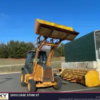 2003 CASE 570M XT - view 3 of 28