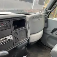 2004 INTERNATIONAL Durastar 4200 - view 12 of 13