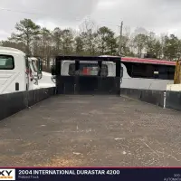 2004 INTERNATIONAL Durastar 4200 - view 6 of 13