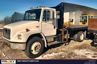 1995 FREIGHTLINER FL80 - view 3 of 72