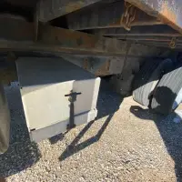 1995 FREIGHTLINER FL80 - view 11 of 23