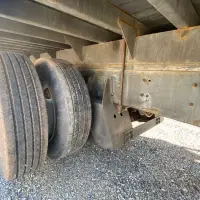 1995 FREIGHTLINER FL80 - view 16 of 23