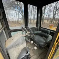1979 DEERE 570A - view 16 of 26