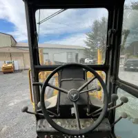 1979 DEERE 570A - view 11 of 26