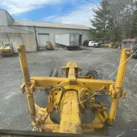 1979 DEERE 570A - view 12 of 26