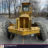 1979 DEERE 570A - view 3 of 26