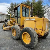 1979 DEERE 570A - view 7 of 26