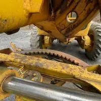 1979 DEERE 570A - view 19 of 26