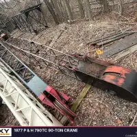 1977 P & H 790TC 90-Ton Crane - view 2 of 27