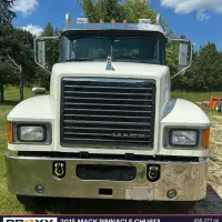 2015 MACK PINNACLE CHU613 - view 3 of 26