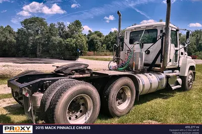 2015 MACK PINNACLE CHU613 - view 3 of 80