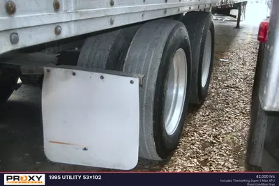 1995 UTILITY 53x102 - view 3 of 12