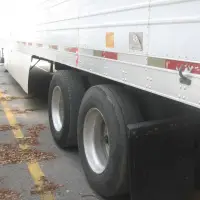 2007 UTILITY 53x102 - view 4 of 5