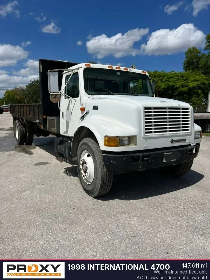 1998 INTERNATIONAL 4700