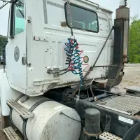 1996 VOLVO WG - view 8 of 22
