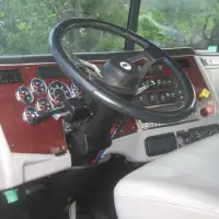 2019 WESTERN STAR 4700 SB - view 7 of 10