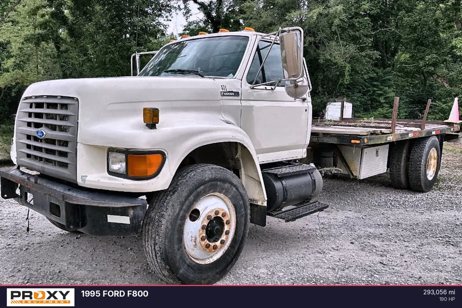 1995 FORD F800