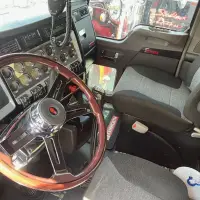 2009 KENWORTH W900L Heavy Hauler - view 20 of 29