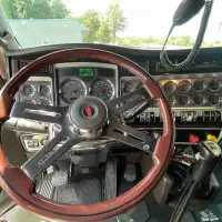 2009 KENWORTH W900L Heavy Hauler - view 17 of 29