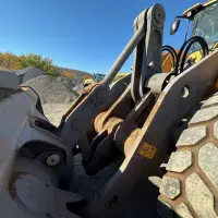 2015 VOLVO L150H - view 8 of 49