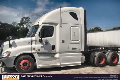 2013 FREIGHTLINER Cascadia - view 3 of 36