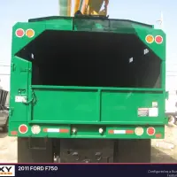 2011 FORD F750 - view 5 of 6
