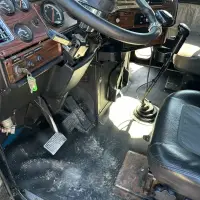 2001 FREIGHTLINER FLD 120 - view 17 of 25