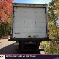 2015 FREIGHTLINER M2 Box Truck - view 7 of 31