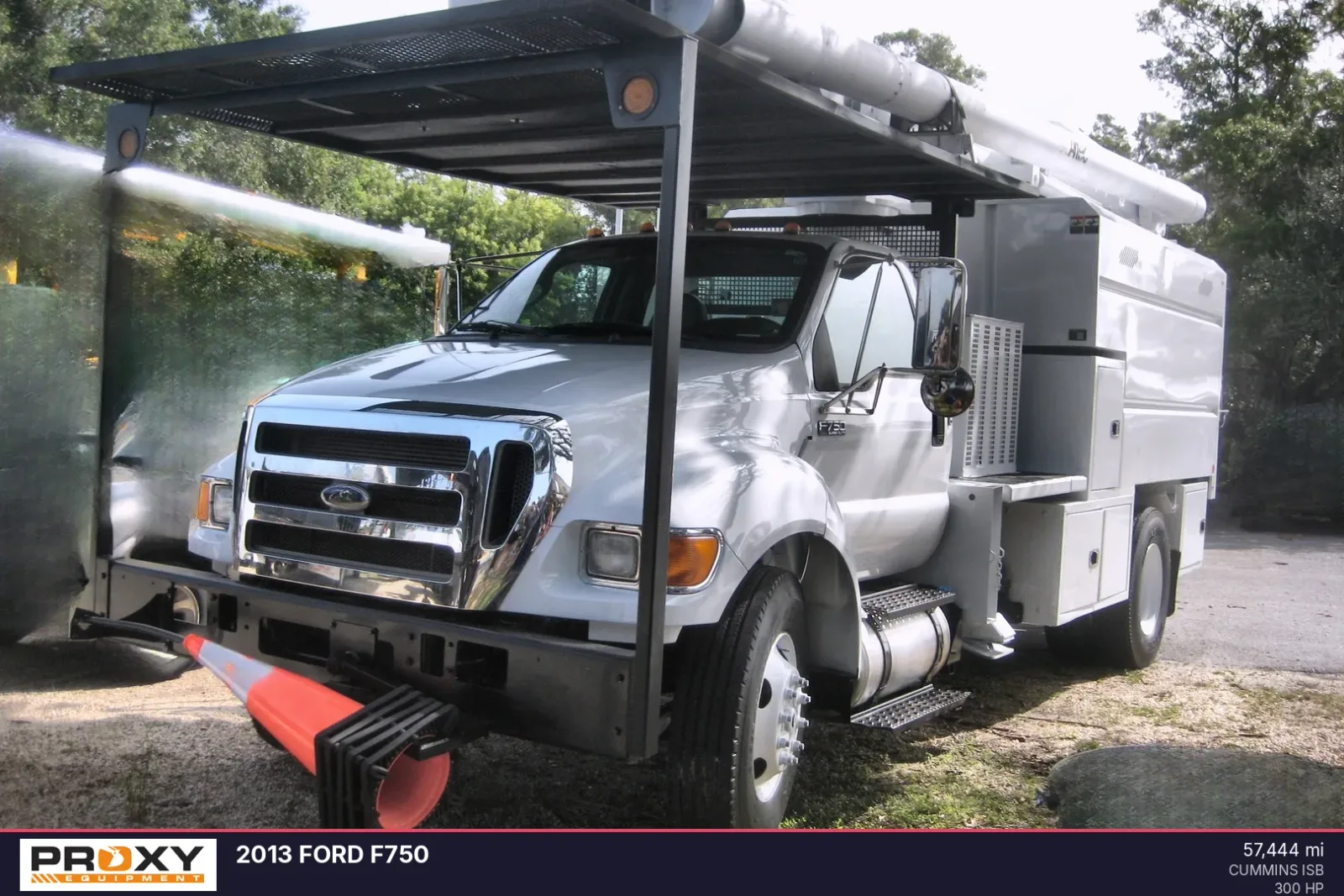 2013 FORD F750