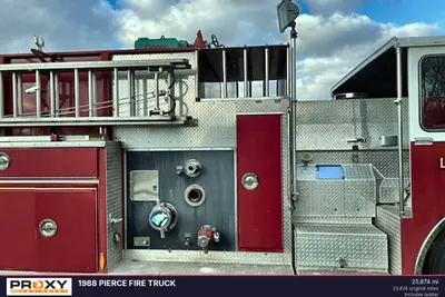 1988 PIERCE FIRE TRUCK - view 3 of 64